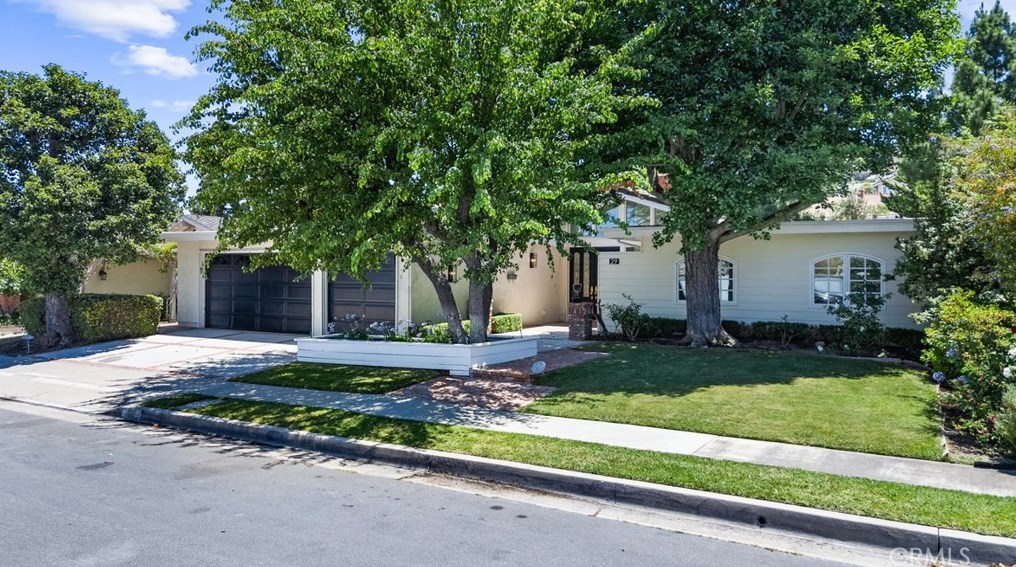 29 Bethany Dr, Irvine, CA 92603