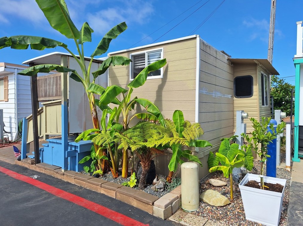 900 N Cleveland St #146, Oceanside, CA 92054
