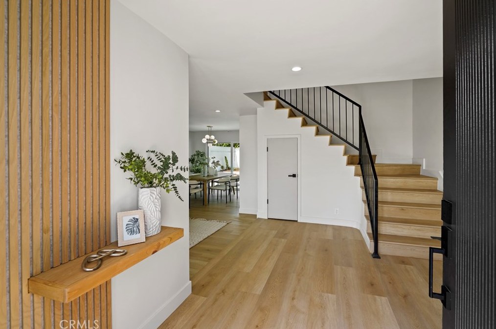 16381 Whittier Ln, Huntington Beach, CA 92647