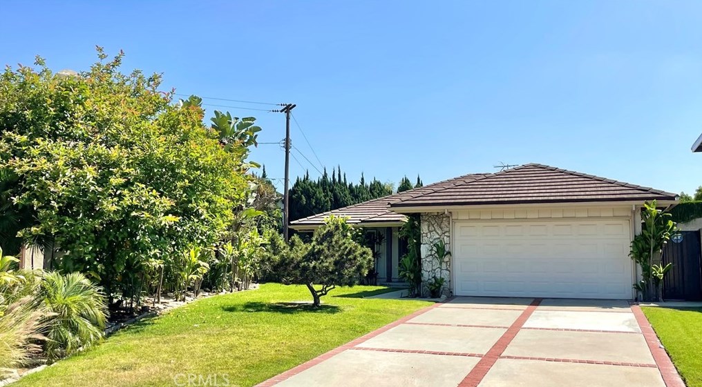 701 Gian Dr, Torrance, CA 90502