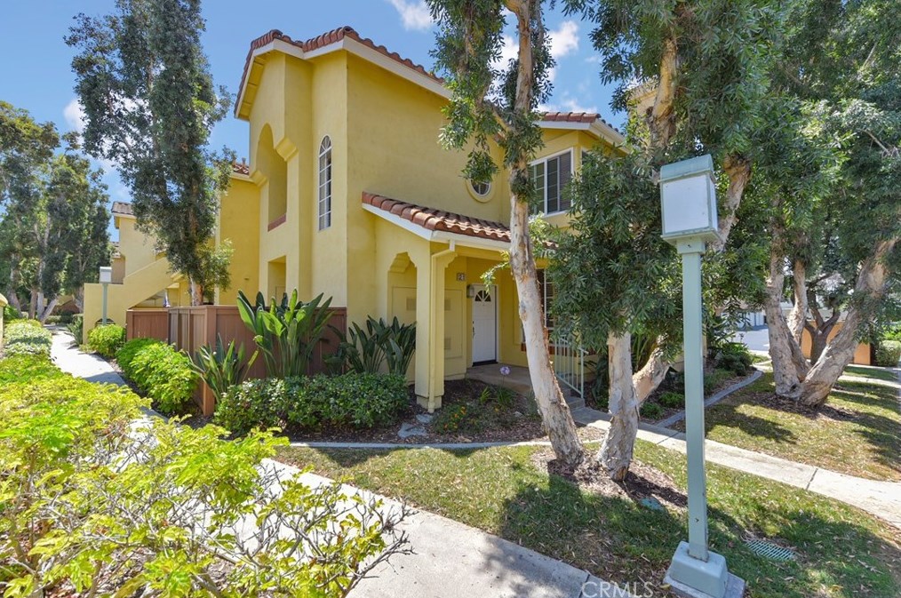 21 Giovanni Aisle #367, Irvine, CA 92614