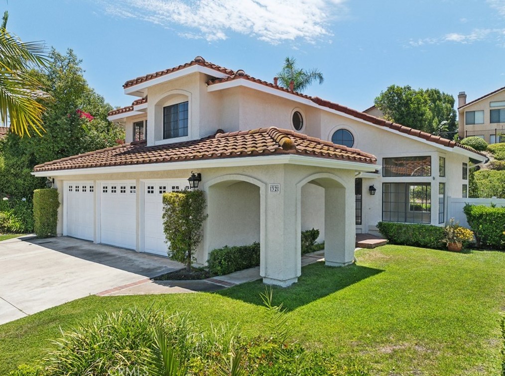 32 Santa Catrina, Trabuco Canyon, CA 92688