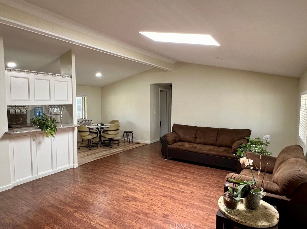 1501 E Avenue I #180, Lancaster, CA 93535