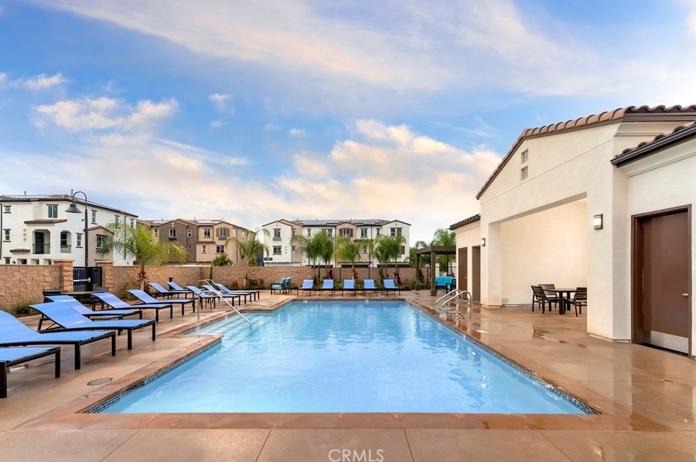 2209 Orange Ave, Anaheim, CA 92804-3445