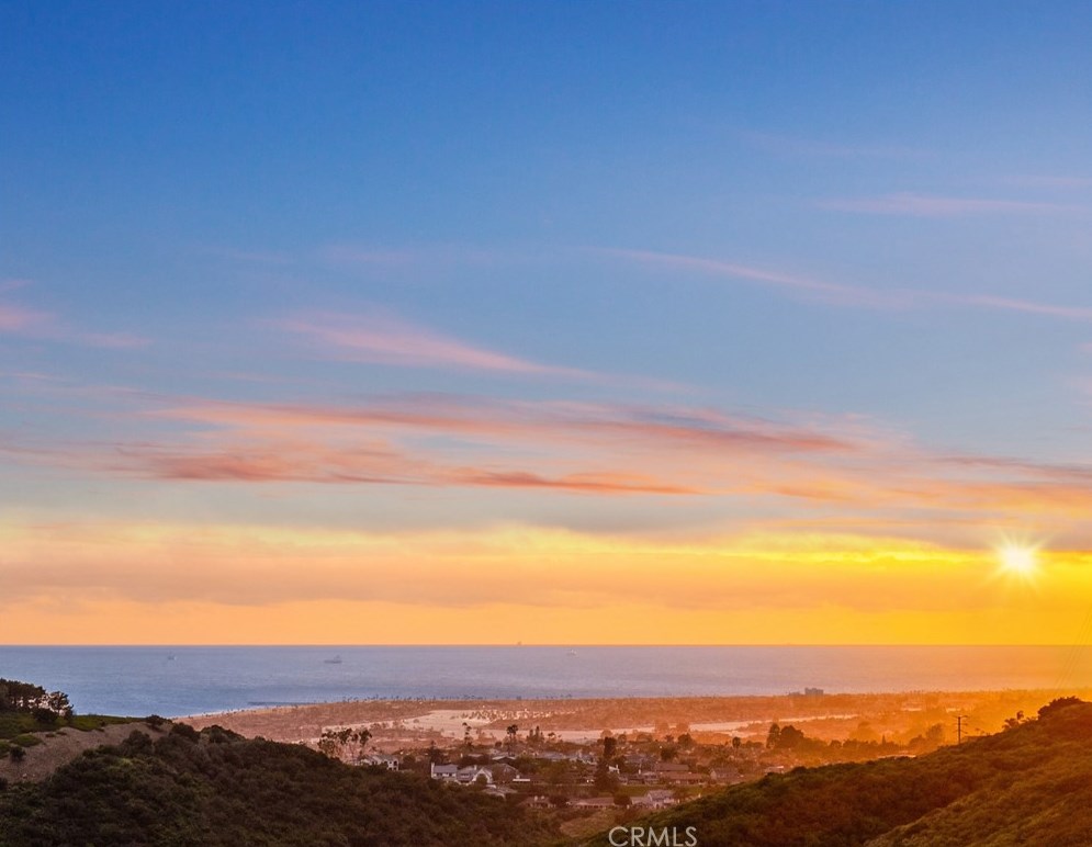 67 Monterey Pine Dr, Newport Beach, CA 92657