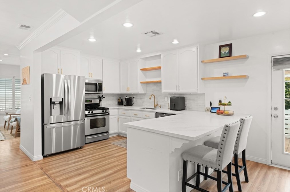 5409 Keynote St, Long Beach CA  90808-2568 exterior