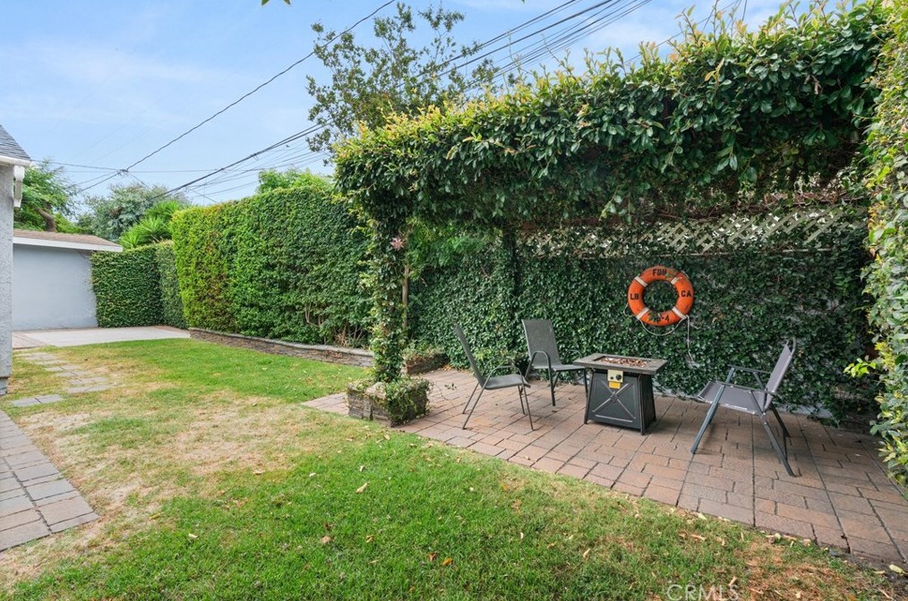 5409 Keynote St, Long Beach CA  90808-2568 exterior