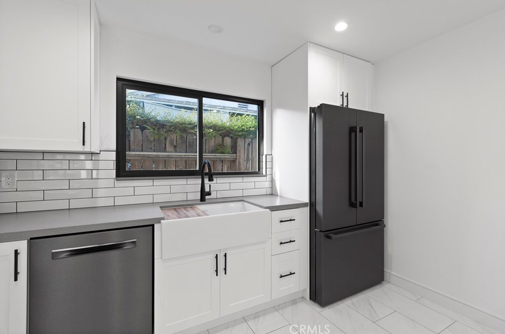 1330 Bender Ave, Covina CA  91724-1007 exterior