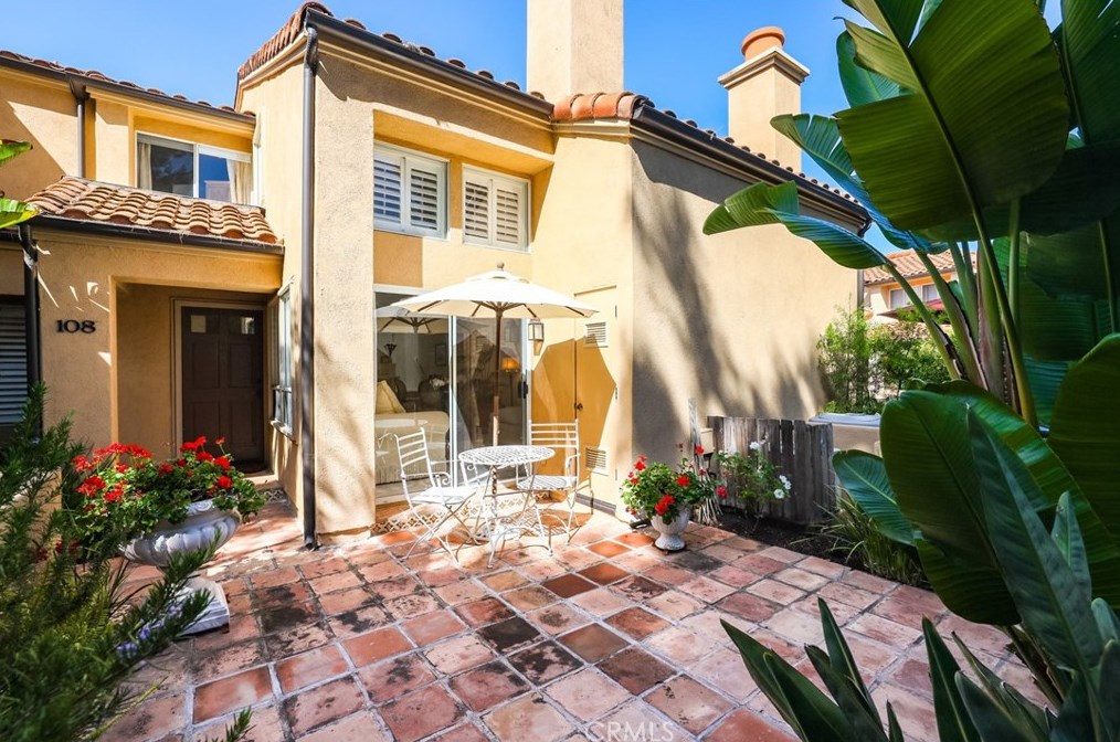 108 Corsica Dr, Newport Beach, CA 92660