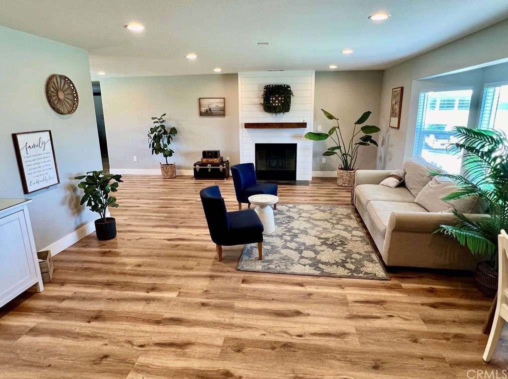 14585 Coalinga Rd, Victorville, CA 92392