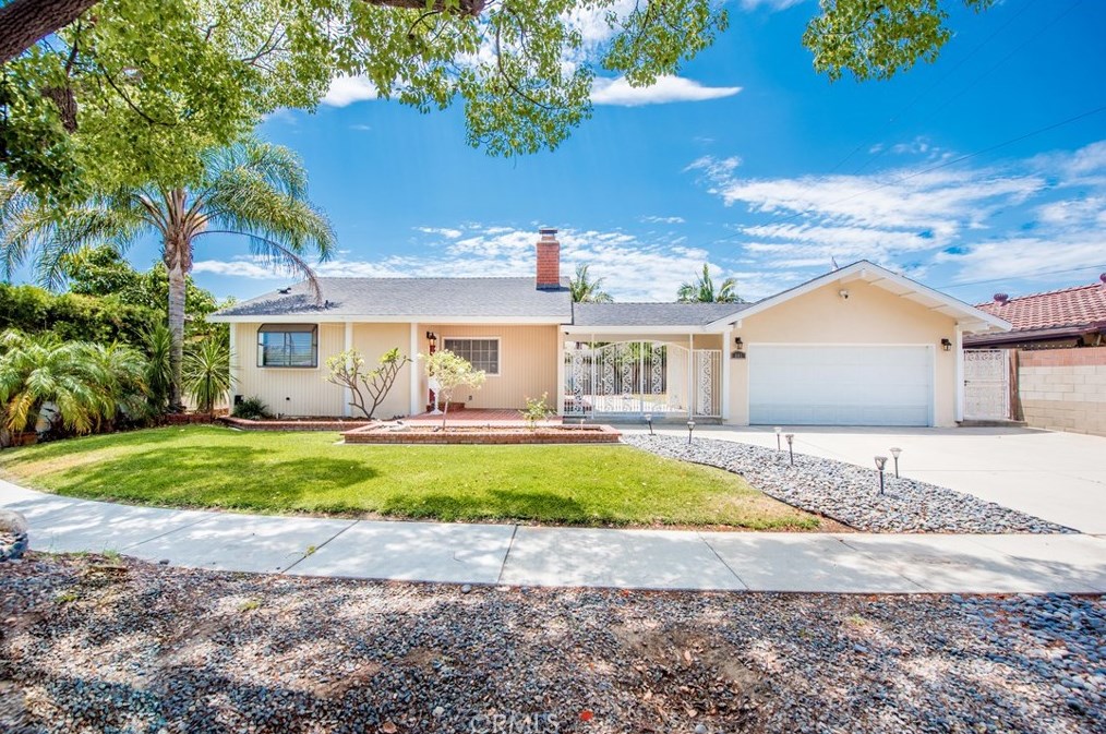841 S Canoga St, Anaheim, CA 92804
