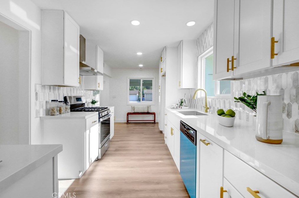658 E Juanita Ave, Glendora, CA 91740