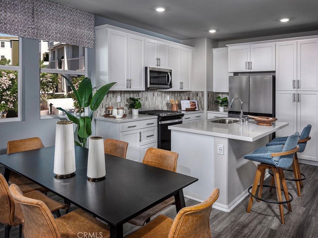 1638 W Cameron Ave, West Covina, CA 91790