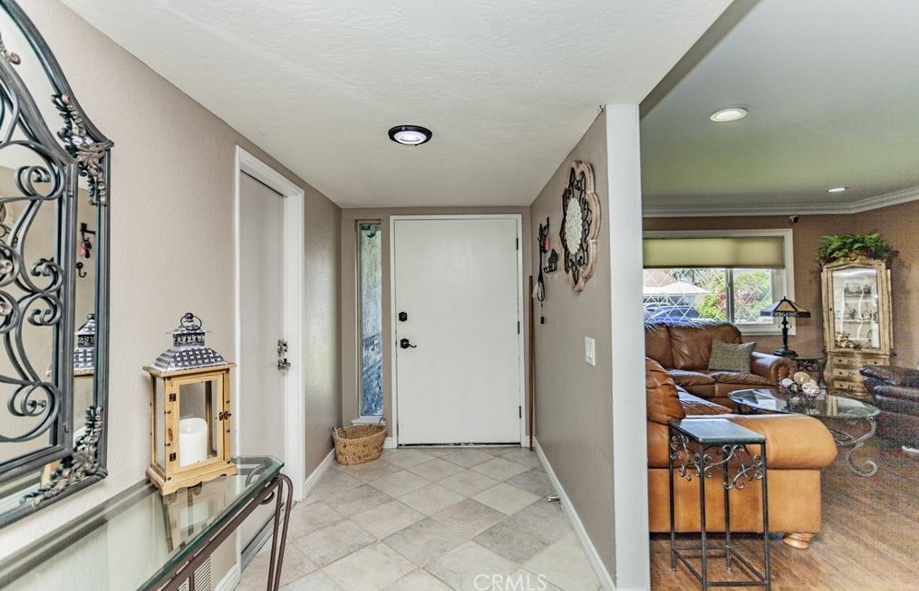 16102 Nelson St, Westminster, CA 92683-7740