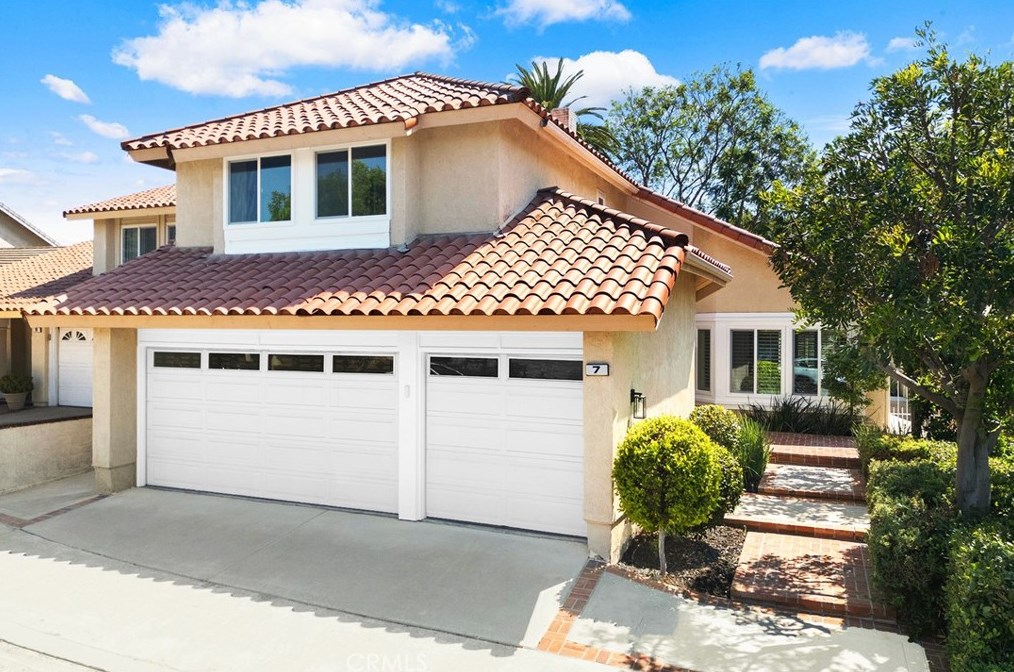 7 Castillo, Irvine, CA 92620