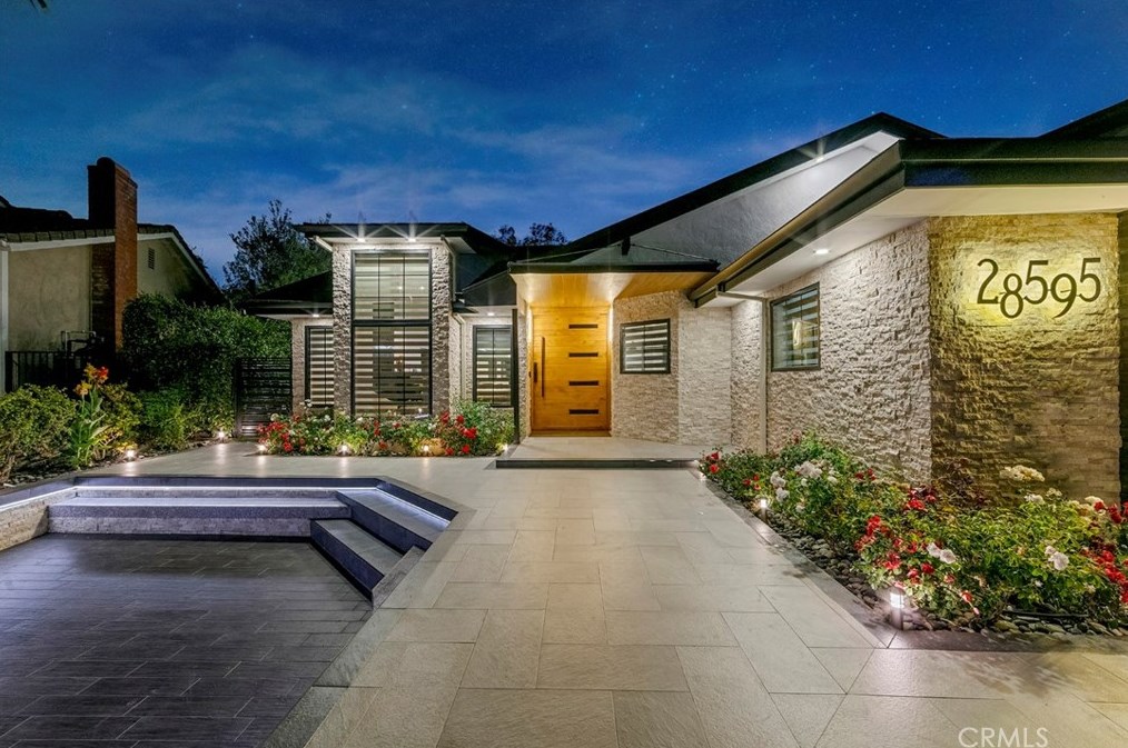 28595 Jaeger Dr, Laguna Beach, CA 92677