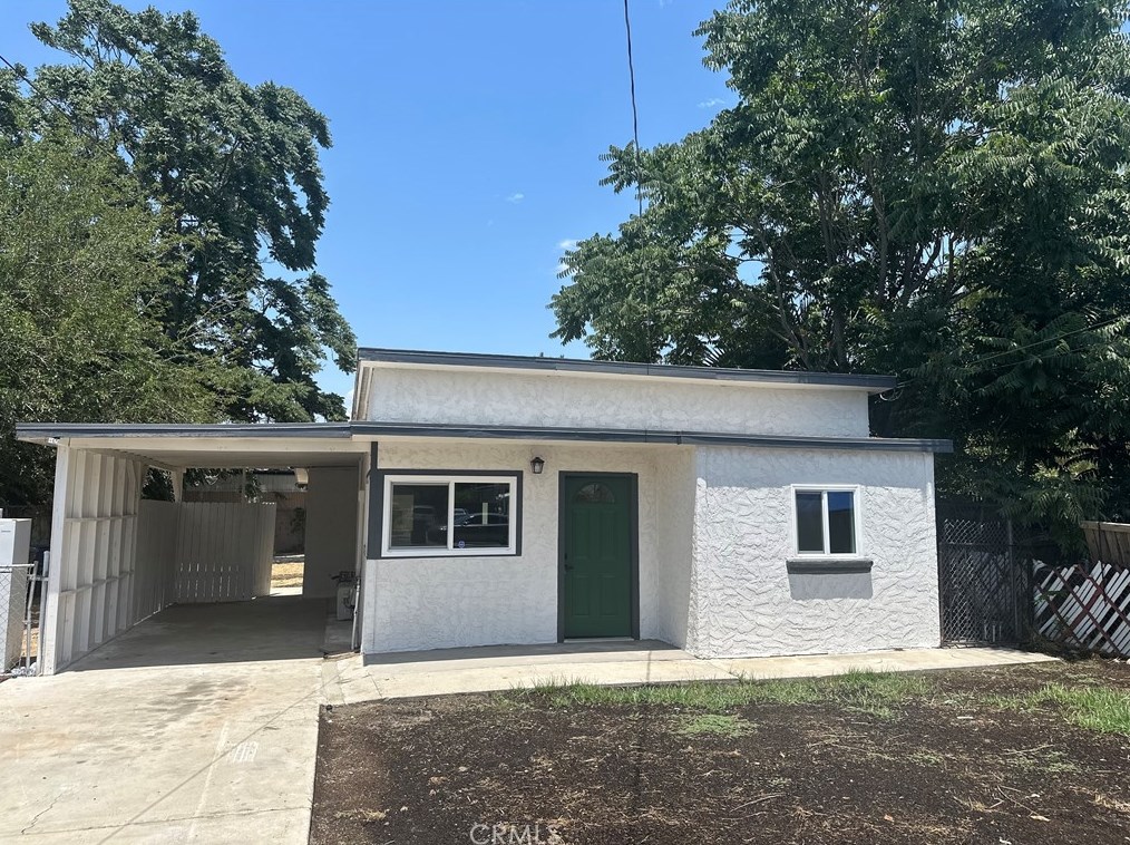 451 2nd St, San Jacinto, CA 92583-3364