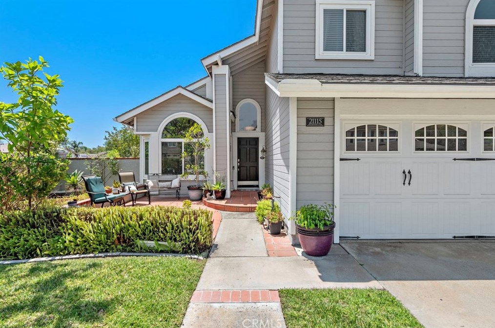 21115 Briarwood Ln, Trabuco Canyon, CA 92679