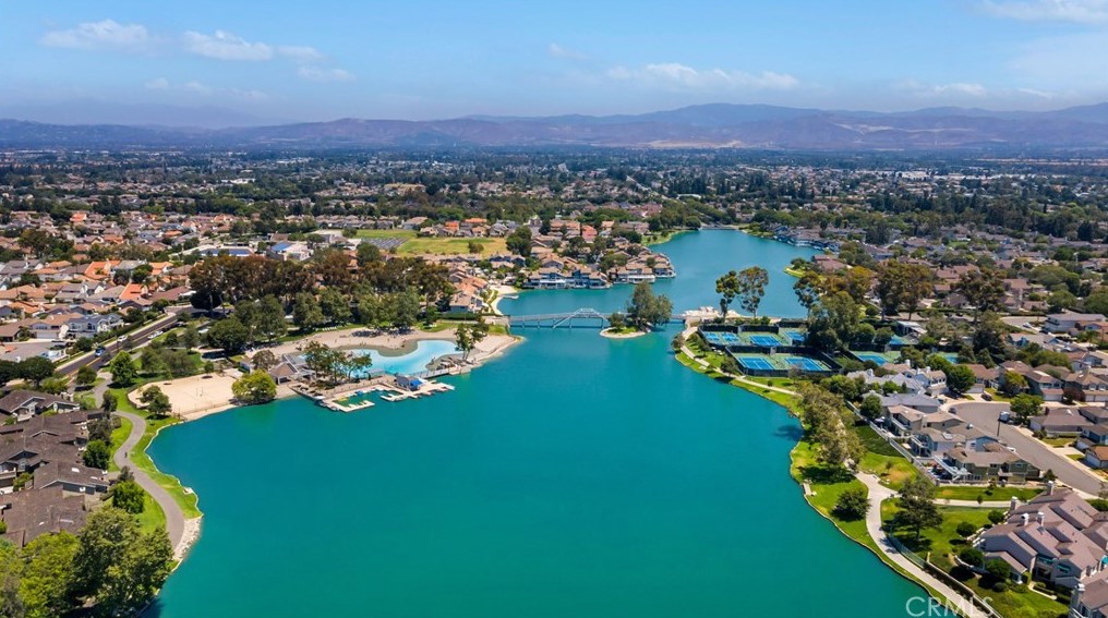 56 Wetstone #35, Irvine, CA 92604