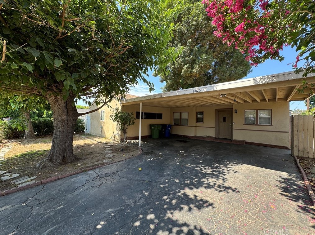 8025 Mcdermott Ave, Los Angeles, CA 91335-1533