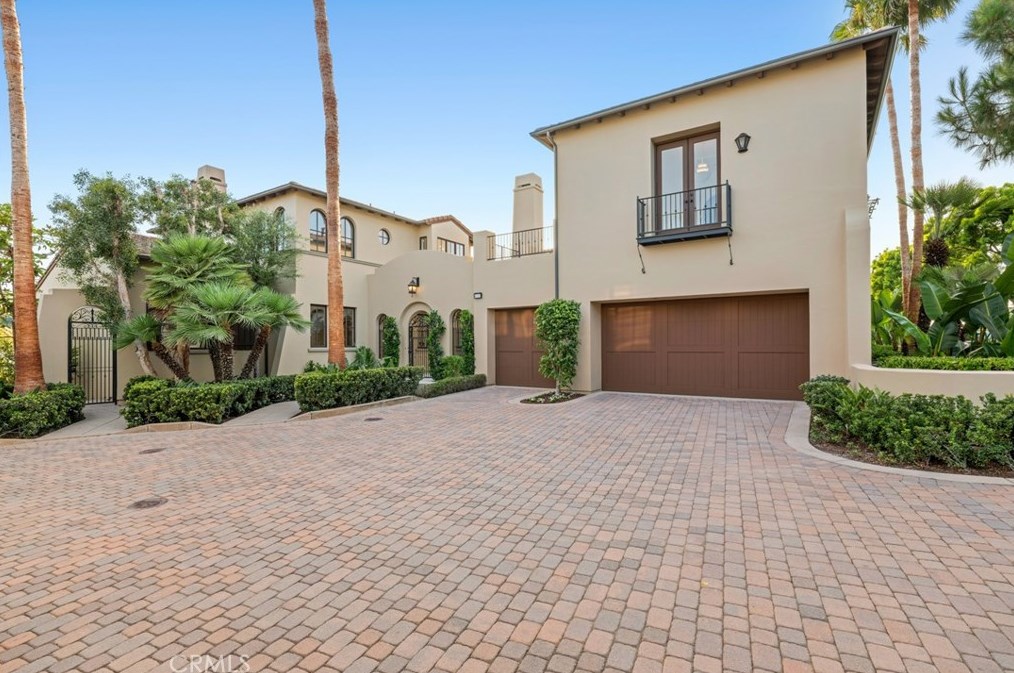 122 Sidney Bay Dr, Newport Beach, CA 92657