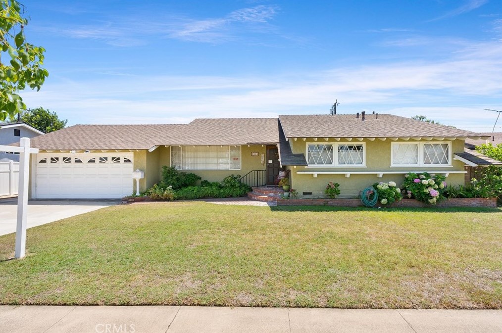 3318 W Teranimar Dr, Anaheim, CA 92804