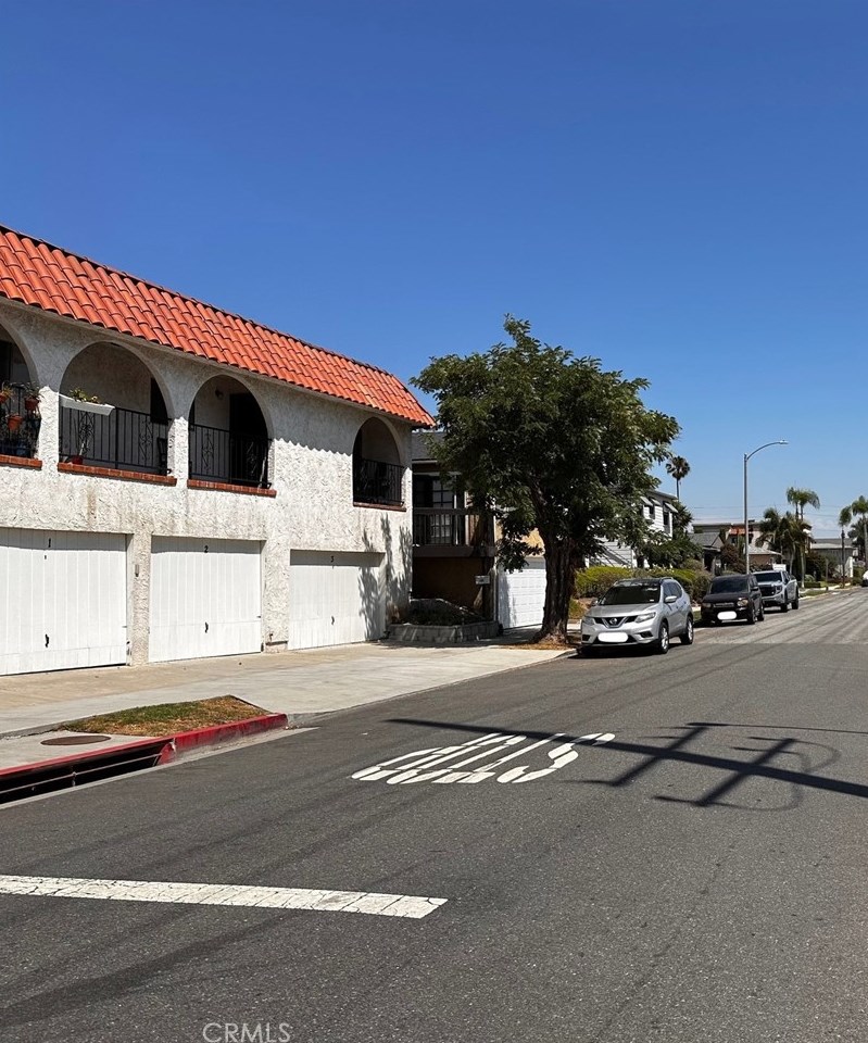 803 Bennett Ave, Long Beach CA  90804-5512 exterior