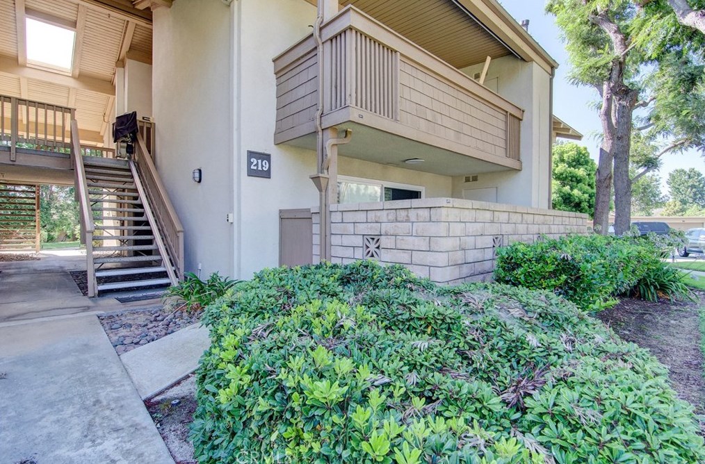 8933 Biscayne Ct #219b, Huntington Beach, CA 92646