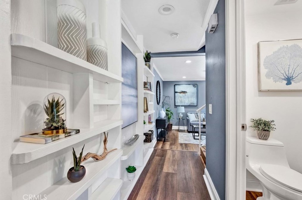 18126 Muir Woods Ct, Santa Ana CA  92708-5937 exterior