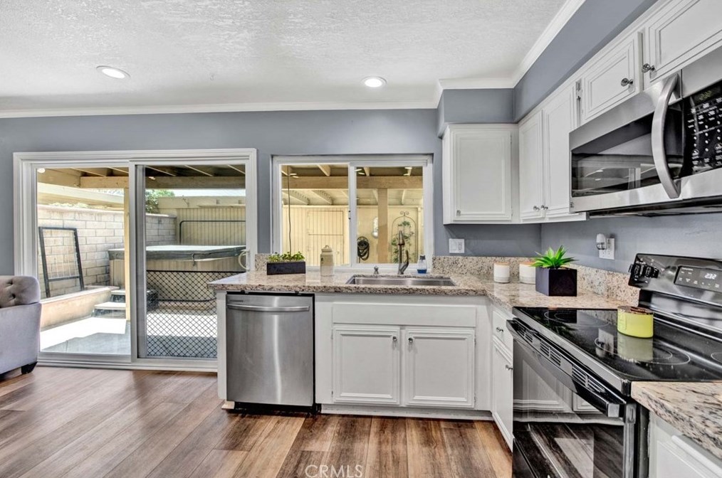 18126 Muir Woods Ct, Santa Ana CA  92708-5937 exterior