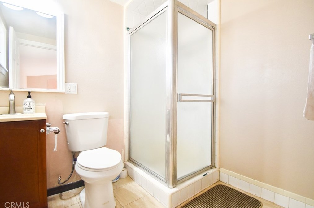 1010 Corta Dr, Santa Ana CA 92704-1915 exterior