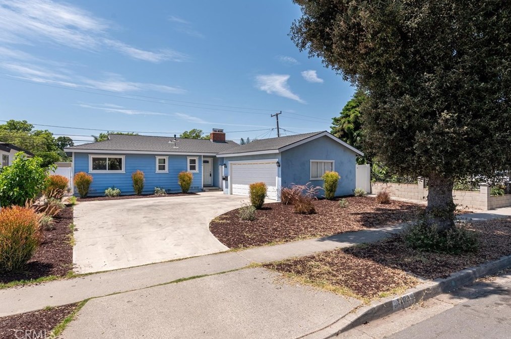 1202 Linda Way, Santa Ana, CA 92704-3311