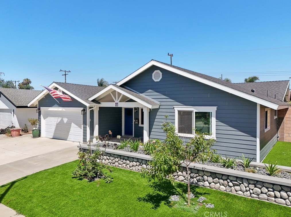 9371 Nautilus Dr, Huntington Beach, CA 92646