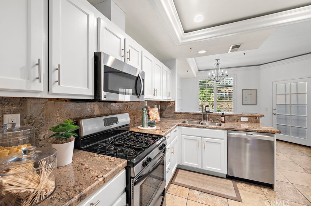 201 Cinnamon Teal, Laguna Beach CA  92656-1803 exterior