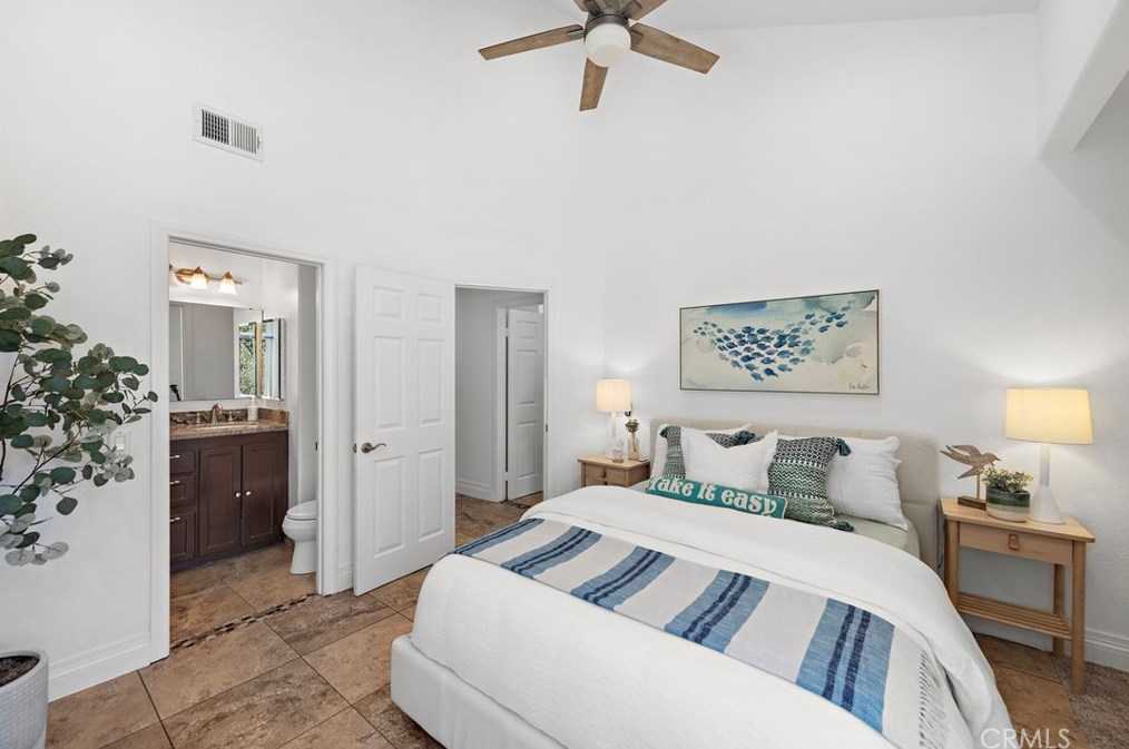 201 Cinnamon Teal, Laguna Beach CA  92656-1803 exterior