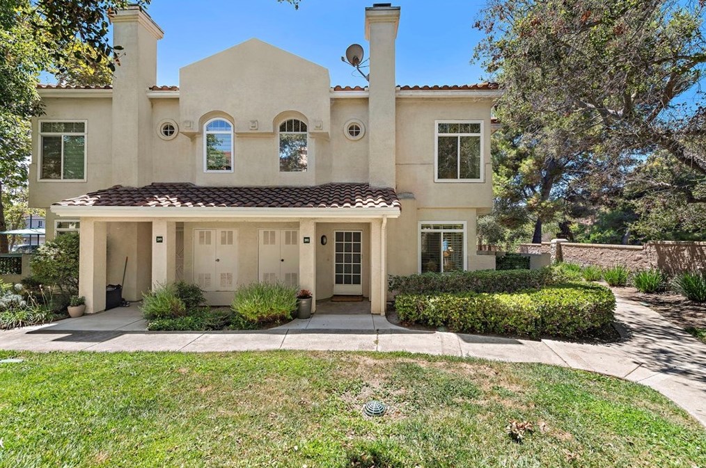 201 Cinnamon Teal, Laguna Beach CA  92656-1803 exterior