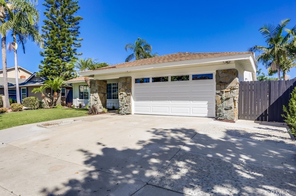 4343 E Elkstone Ave, Anaheim, CA 92807