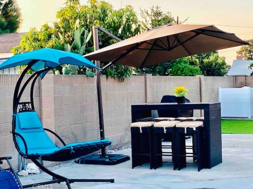 9272 Cerritos Ave, Anaheim CA  92804-5954 exterior