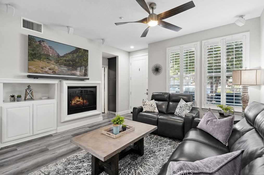 27 Brownstone Way, Laguna Beach, CA 92656