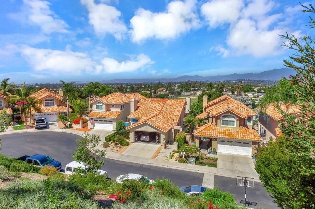 33 Vista Firenze, Laguna Beach, CA 92653