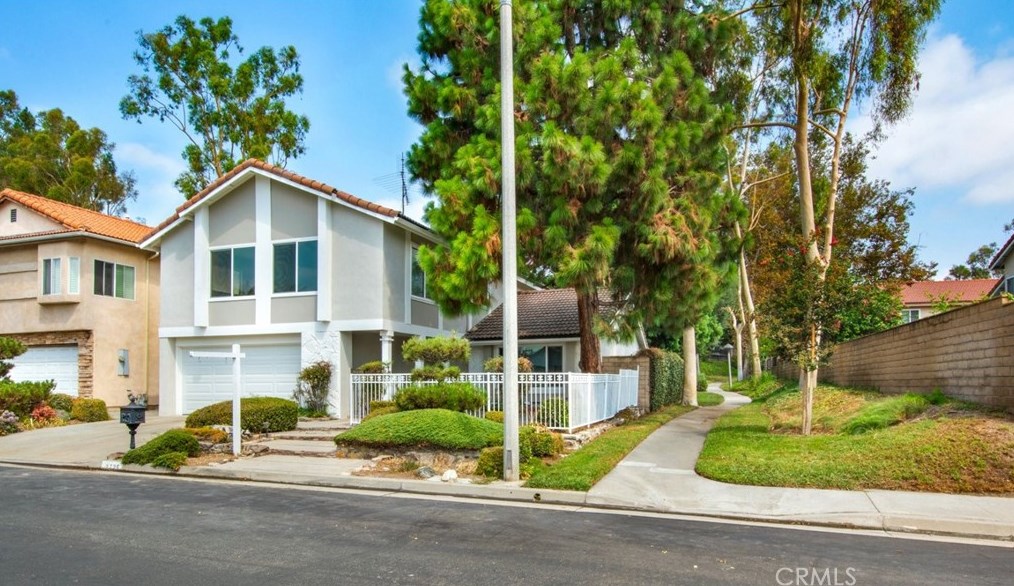2725 Williamsburg Rd, Fullerton, CA 92833