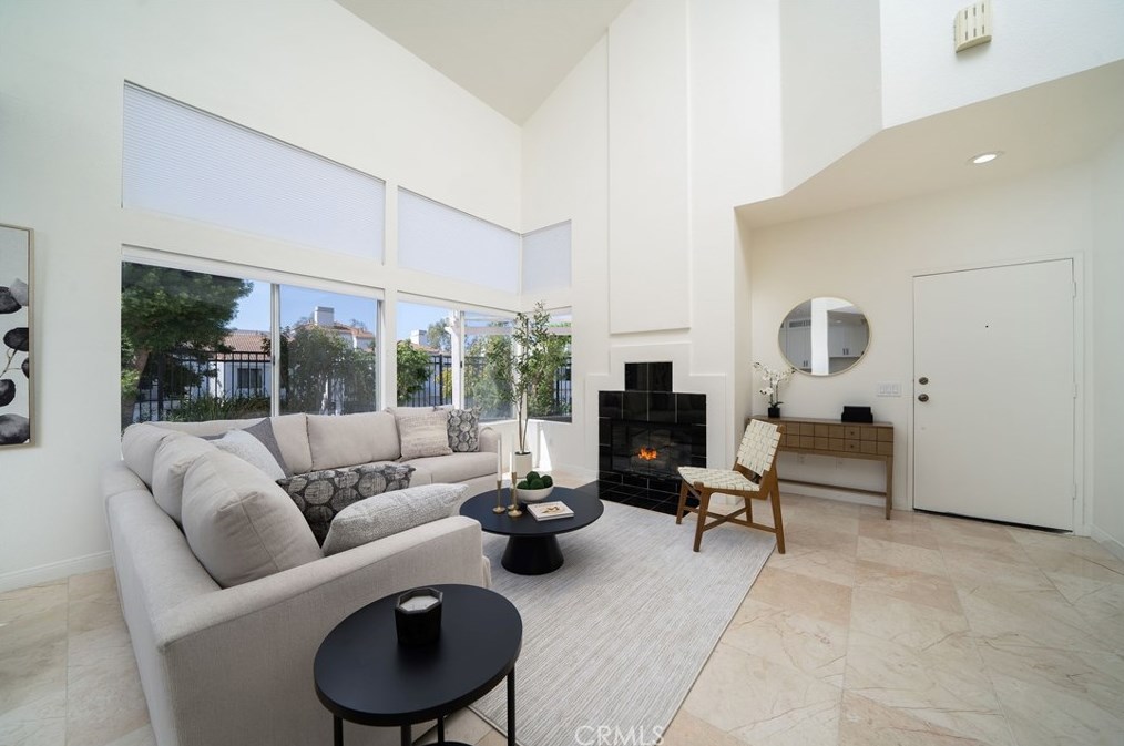 28131 Via Fierro, Laguna Beach, CA 92677