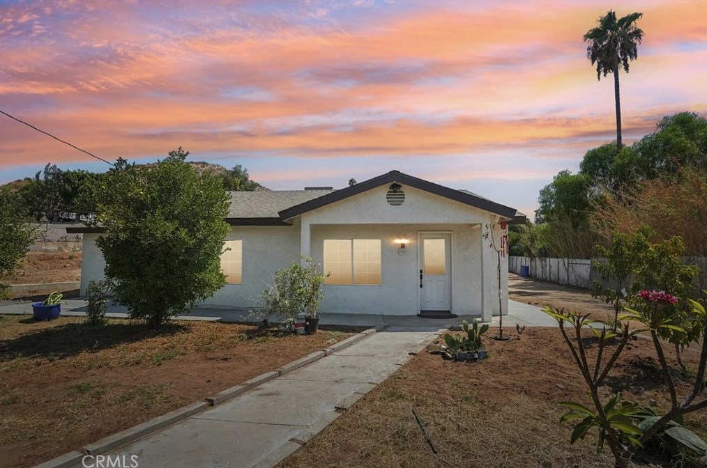 5480 Beach St, Jurupa Valley, CA 92509