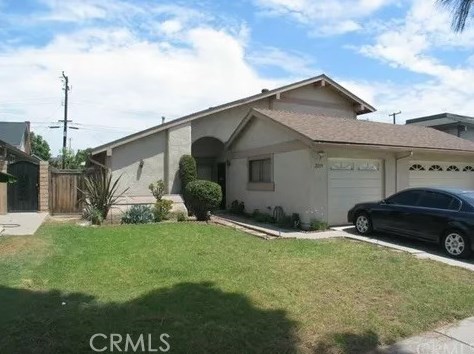 2217 Ponderosa St, Santa Ana, CA 92705-7931