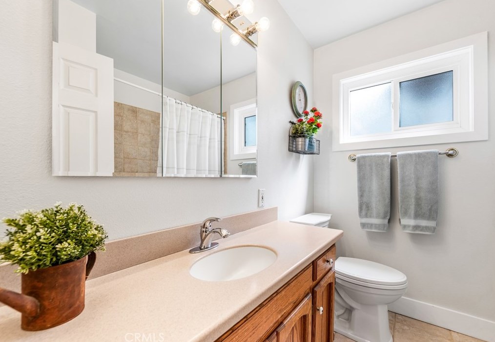 5342 Anthony Ave, Garden Grove CA  92845-3021 exterior