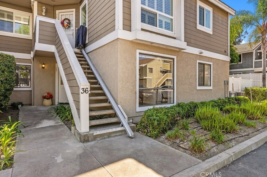 32 Cambria Ln #32, Laguna Beach, CA 92656