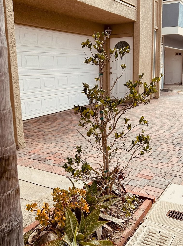 5204 Neptune Ave, Newport Beach, CA 92663