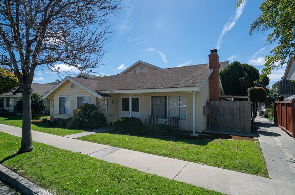6172 Warner Ave, Huntington Beach, CA 92647