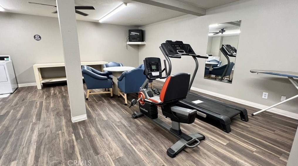 1501 Brea Blvd, Fullerton CA  92835-3939 exterior