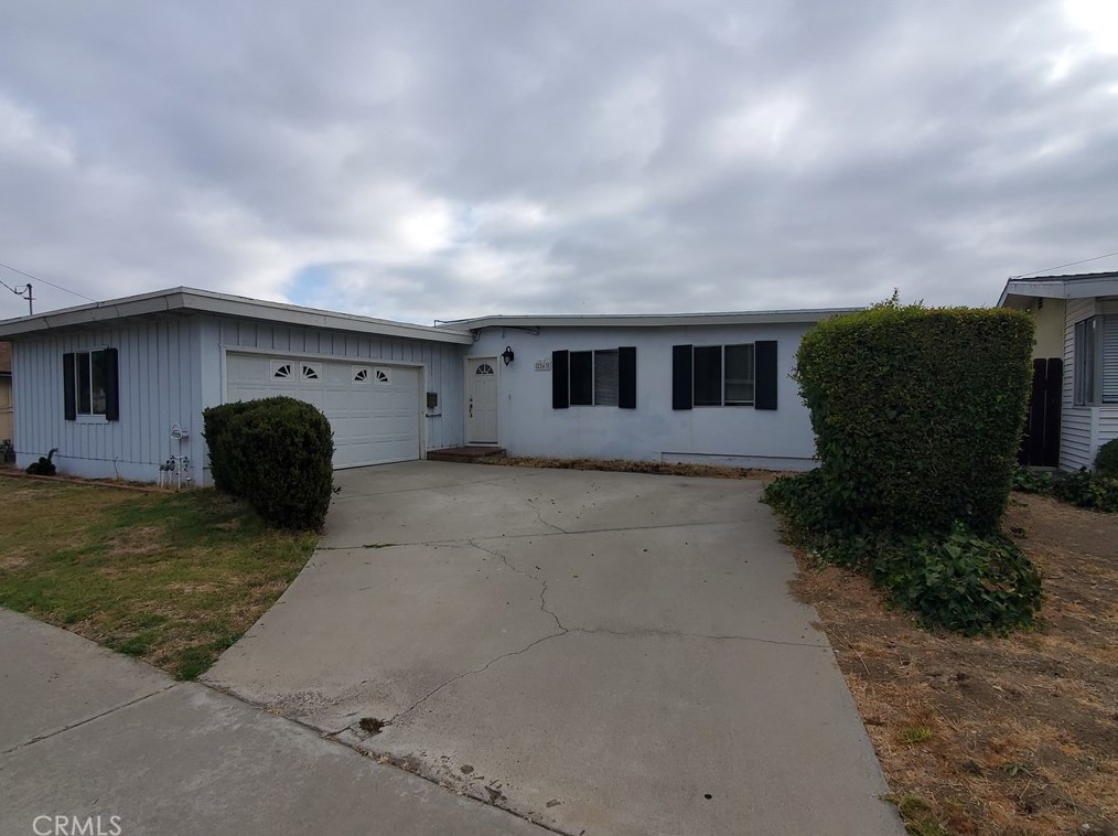2263 Finch Ln, San Diego, CA 92123